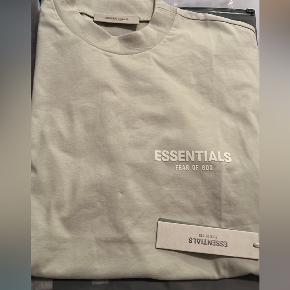 Essentials Xs Men’s Short sleeve shirt